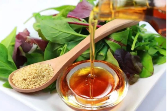 你對芝麻油的奇妙用途了解多少？別只用它來拌蔬菜！
